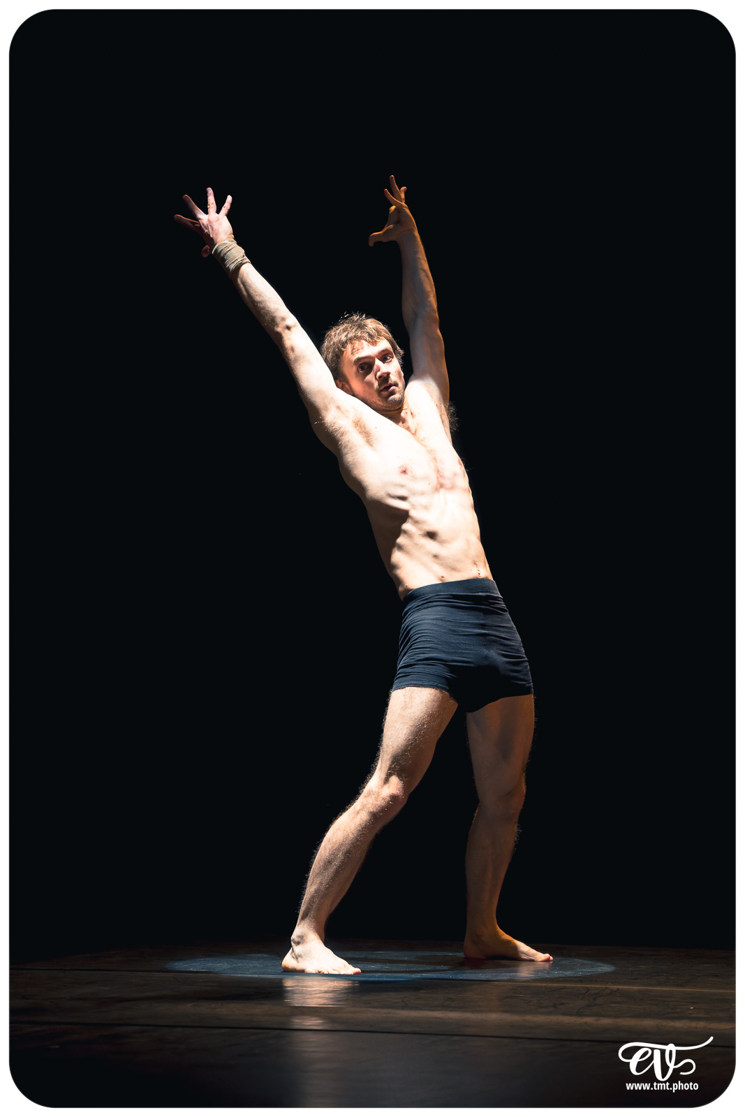 N.ORMES (AGATHE & ADRIEN)